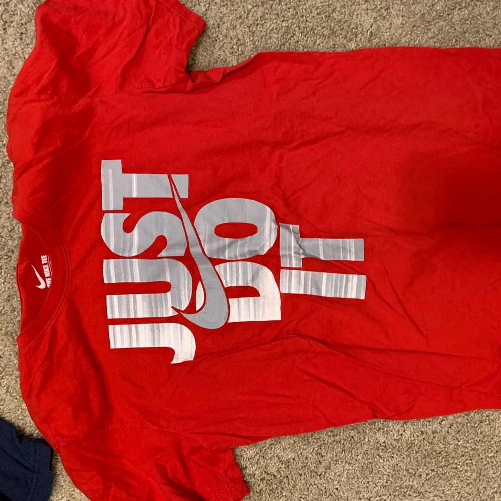 Nike dri-fit graphic tee